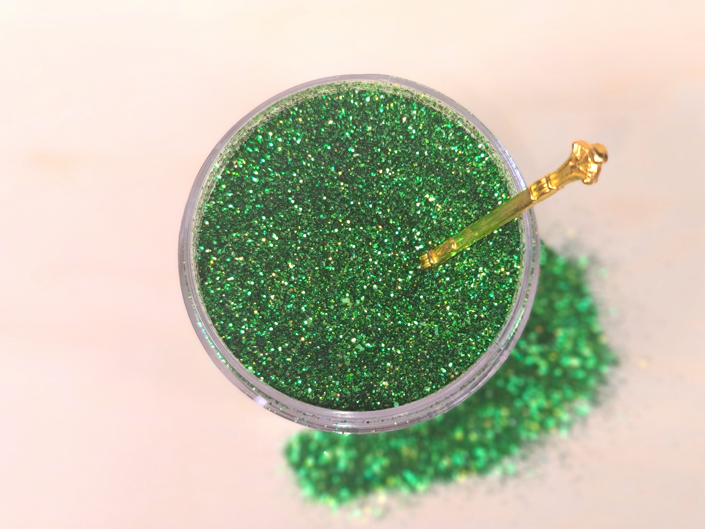 Feather Reed Green Fine Glitter